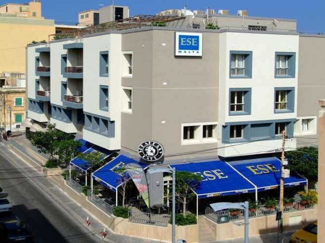 Julians - zaledwie kilka minut od maltańskiego centrum rozrywki i kilka minut jazdy autobusem od centrum handlowego