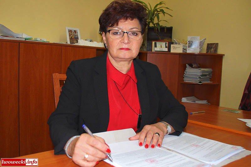 Bożena Pawłowicz: Odchodzę z Urzędu, ale nie z Lubomierza Napisano dnia: 2018-09-20 10:29:46 Dla nikogo nie jest już tajemnicą, iż Pan Wiesław Ziółkowski, który od 10 lat piastuje stanowisko