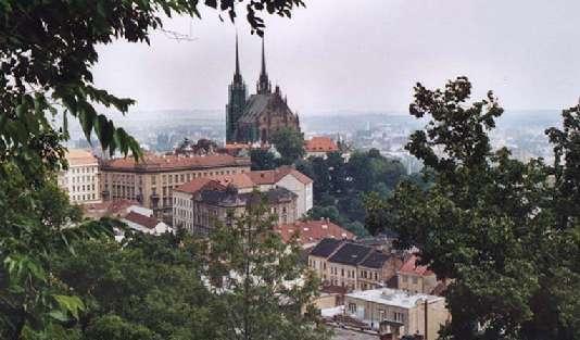 11. Wyjazdy integracyjne Dwa wyjazdy (maj i listopad) Brno: 4-6 listopada, koszt - 100 zł, w tym: hotel *** ze śniadaniem, transport