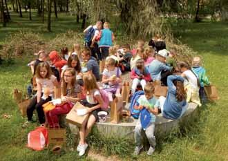 Zdjęcie udostępnione przez DK Borki polin, basenie, majsterkowie oraz wycieczka autokarowa 20 lipca, godz. 8.00. Trasa: Radom Kazimierz n/wisłą Janowiec Radom.