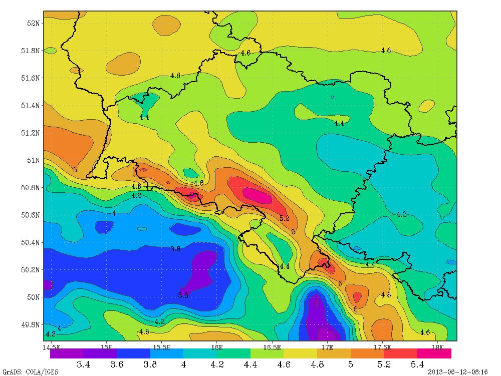 Rysunek 33 Przestrzenny rozkład średnich rocznych wartości prędkości wiatru wyznaczonych przez model WRF/CALMET w strefie dolnośląskiej w 2011 r.