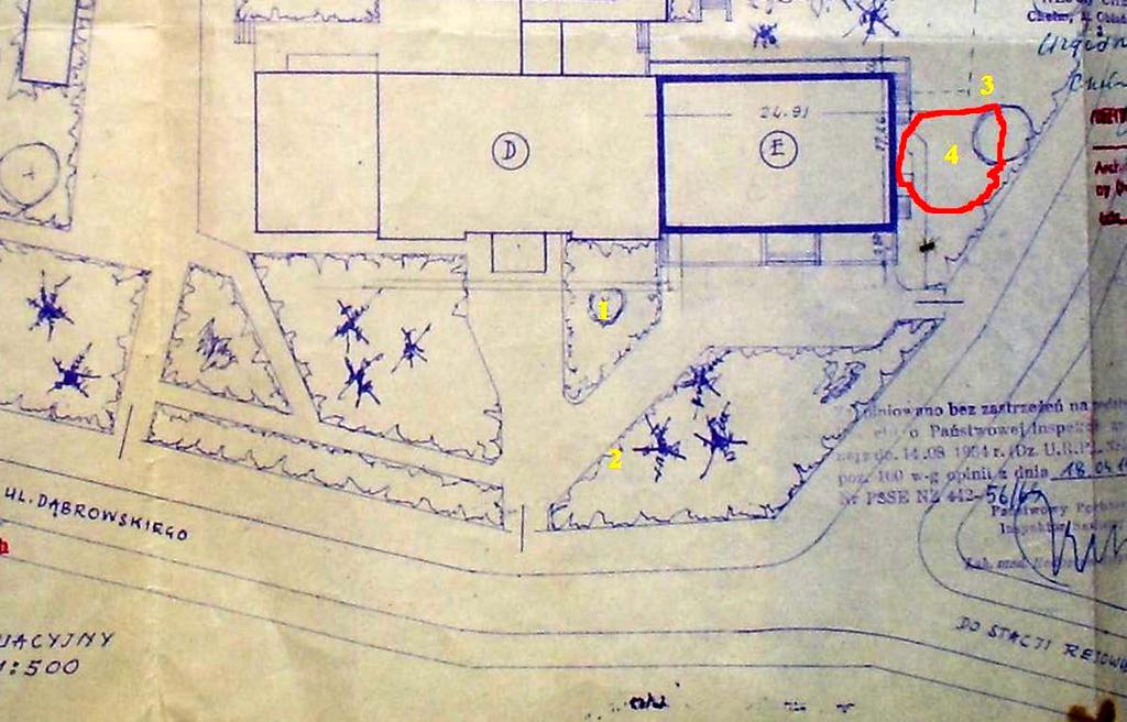 Fragment dokumentacji: Wycinek z planu rozbudowy szkoły. Stan na 1964 rok. Rozmieszczenie alejek przed szkołą.