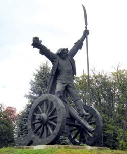 Pomnik Bartosza Głowackiego na polach racławickich, fot. M. Jabłoński Racławice wraz Dziemięrzycami i Janowiczkami Bitwa pod Racławicami należy do najbardziej rozsławionych batalii Polaków.