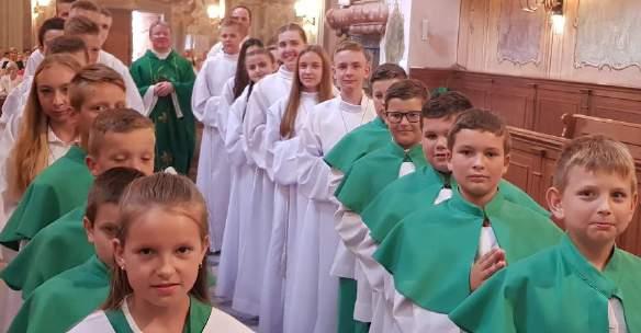 W zależności od obrządku jest Ona zróżnicowana, ale do tej liturgii podporządkowane są wszystkie inne ceremonie.