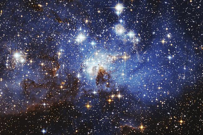 Prawo Hubble a Autor ćwiczenia: Aneurin Evans Rys. 28. Obszary formowania się młodych gwiazd Proces powstawania gwiazd przebiega bezustannie.