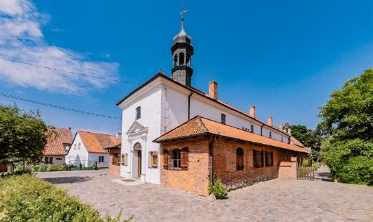 Frombork Szpital Świętego Ducha Kopernik pełnił we Fromborku także funkcję lekarza kapituły. Kapituła prowadziła dla ubogich szpital Świętego Ducha.