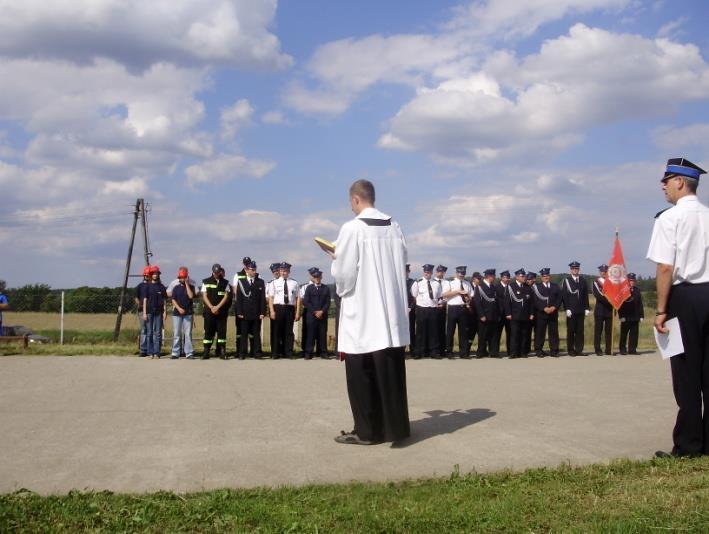 W czasie uroczystości włączono do podziału samochód GLA 1/12 na podwoziu Mercedes. w uroczystości udział wzięli ; W- ce Prezes Zarz. Pow. Zw.