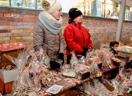 Regionalne produkty oraz świąteczne wyroby zaprezentują przedsiębiorcy, rzemieślnicy oraz rękodzielnicy.