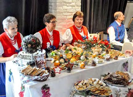 Pięknie udekorowane świąteczne stoły inspirują do bożonarodzeniowych przygotowań, wystawcy i goście mogą wymienić się kulinarnymi doświadczeniami i recepturami, związanymi z przygotowywaniem