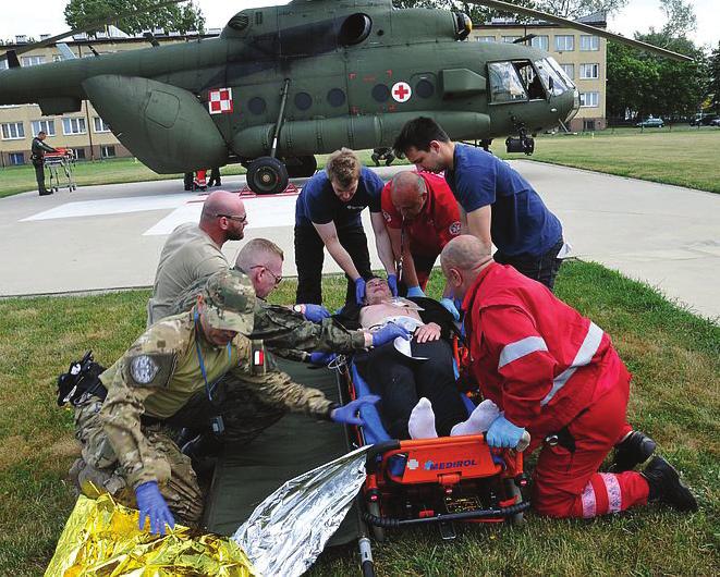 Szkolenia w Pracowni Combat Medical First Responder (CMFR) Pięciodniowy, podstawowy kurs udzielania pomocy medycznej w warunkach taktycznych. Program oparto na wytycznych amerykańskiego komitetu TCCC.
