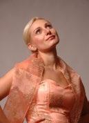 Małgorzata Rodek - sopran Dokonała licznych nagrań, m. in. z towarzyszeniem Orkiestry Symfonicznej Solistka Polskiej Opery Królewskiej. W 2002 roku ukończyła z wyróżnieniem Akademię Muzyczną im.