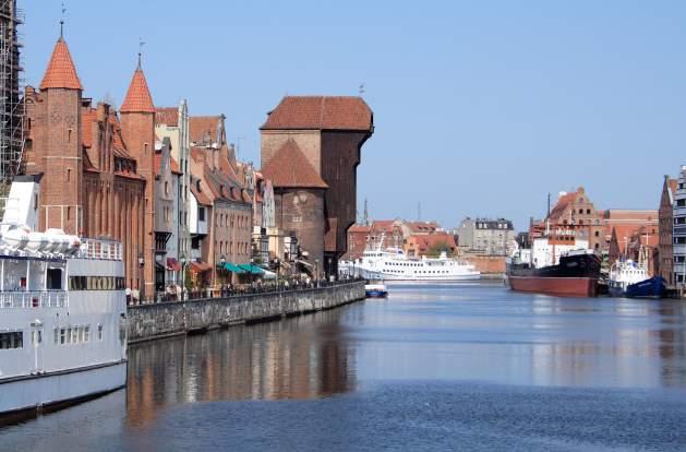 Rynek biurowy TRÓJMIASTO Aglomeracja trójmiejska stanowi unikalne połączenie trzech ośrodków biznesowych: Gdańska, Gdyni i Sopotu. Położona na północy kraju metropolia to prawie 750 tys.