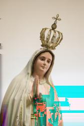 .pl https://www..pl Historia Adwentu wskazuje na ważną rolę Matki Boskiej, której poświęcone są msze zwane Roratami. W czasie trwania Eucharystii zapalano lampiony zwane roratkami.