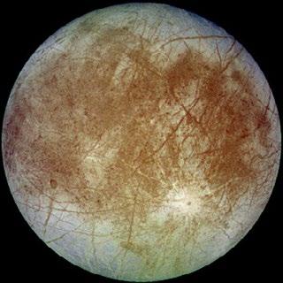 Tylko 13% masy Jowisza skupione jest w stałym jądrze żelazowokrzemianowym. Jest ono otoczone grubą warstwą ciekłego wodoru.