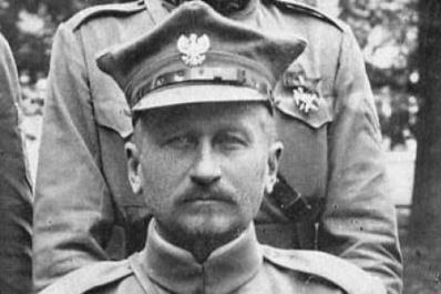 Reprezentował Polskę na paryskiej konferencji pokojowej. D Generał armii rosyjskiej, dowódca I Korpusu Polskiego w Rosji.