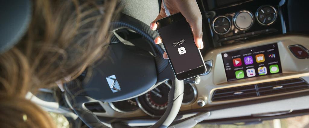 M U L T I M E D I A & T E L E M AT Y K A KOD OPcJi Be chic connected chic cafe racer Pakiet DS AUDIO Zawiera: kolorowy ekran dotykowy 7", port USB oraz zestaw głośnomówiący Bluetooth.