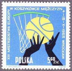 ekran zawiera zazwyczaj 6 kart wystawowych.