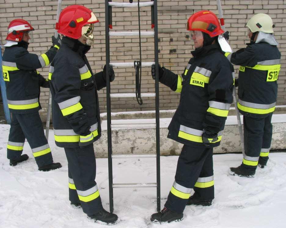 Kontrola polega na oględzinach wszystkich elementów konstrukcyjnych drabiny.