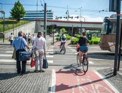 transportu. Jeszcze w 2013 roku ruch rowerowy stanowił około dwa procent całości, dziś ten odsetek wynosi już pięć procent i stale wzrasta.