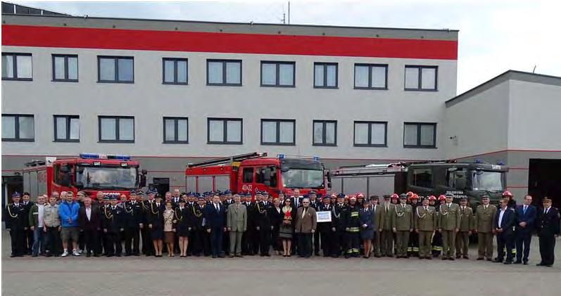 Komenda Powiatowa Państwowej Straży Pożarnej w Bartoszycach Ślubowanie strażaków Foto: Andrzej Zawadzki W dniu 26 września w świetlicy Komendy Powiatowej PSP w