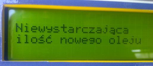 DYNAMICZNA WYMIANA OLEJU Urządzenie kontroluje też czy w