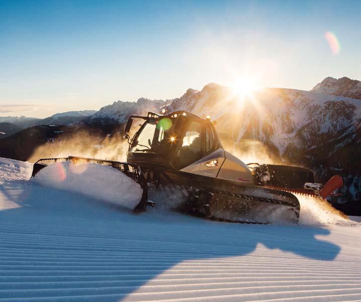 28 Zasnežovacie systémy Snežné pásové vozidlá 29 PROJEKTY 2016 ORAVSKÁ LESNÁ Zimné stredisko ORAVA SNOW leží v najstudenšej slovenskej doline v Oravskej Lesnej.