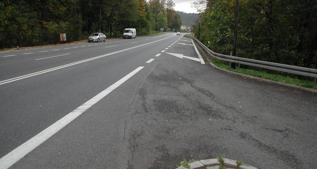 16 46,268 KONSTRUKCJA OPOROWA / prawa strona - Bardo Śląskie Ściana żelbetowa.