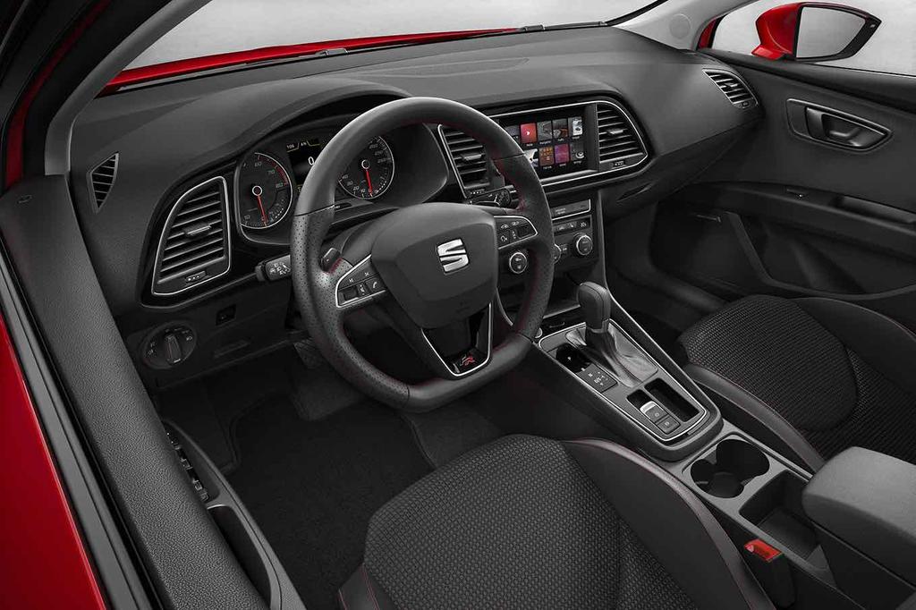 (dotyczy 805 tylko Leona ST) 2 Składana i dzielona tylna kanapa Oczka do zabezpieczania przedmiotów przewożonych w bagażniku (dotyczy tylko Leona hatchback) Roleta bagażnika (dotyczy tylko Leona ST)