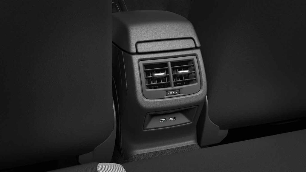 muzyki i prowadzenie rozmów telefonicznych) Media System Plus 8calowy kolorowy ekran dotykowy Radio FM z CD/ MP3/ WMA Złącza SD, Auxin 2 x USB z obsługą urządzeń Apple z przodu i 2 x