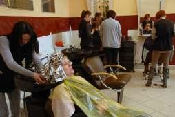 stylista fryzur, profesjonalne zakłady fryzjerskie, prowadzenie