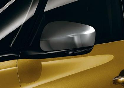 Od chwili otwarcia drzwi białe oświetlenie podłogi nadaje wnętrzu nowoczesności i ułatwia wejście do pojazdu.