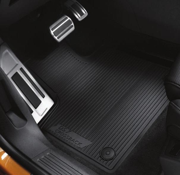 Odkryj gamę dywaników podłogowych, zabezpieczających wnętrze samochodu przed zużyciem i