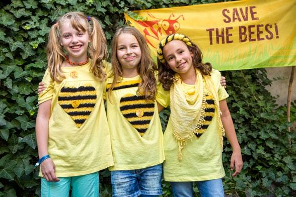 Jak wspierać populacje zapylaczy? Święta Pszczół Od 2013 roku 8 sierpnia jest obchodzony Wielki Dzień Pszczół.
