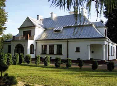 (obecnie budynek przedszkola) Kościół parafialny w Ceranowie pw.