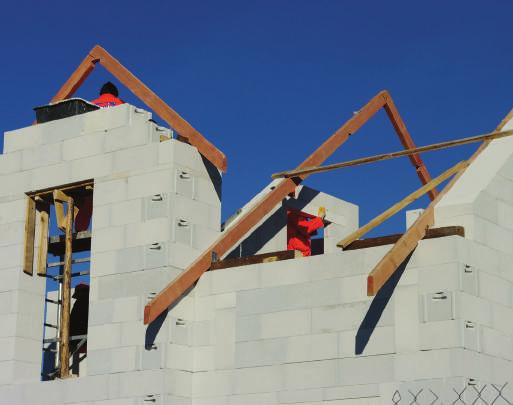 Ścianka kolankowa Ścianka kolankowa jest to element konstrukcyjny budynku na którym opiera się drewniana więźba dachowa.