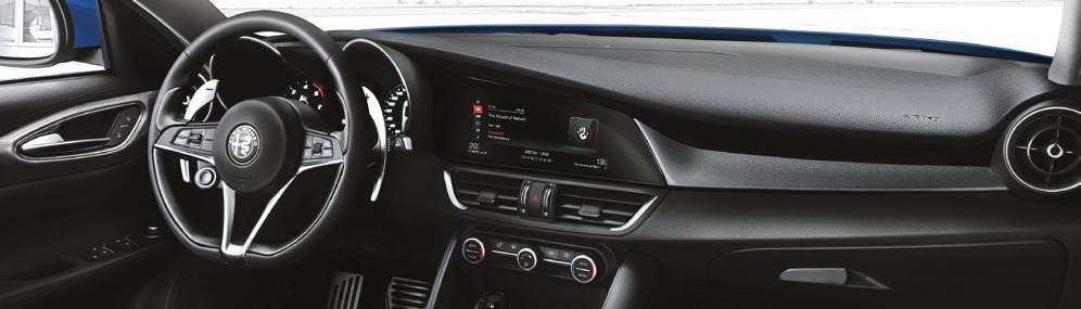 GIULIA BUSINESS 1) Idealny sportowy sedan dla Twojego Biznesu Już od 105 610,- netto Wyposażenie standardowe dla wersji Giulia Business: Automatyczna skrzynia biegów ZF 8-stopniowa Klimatyzacja