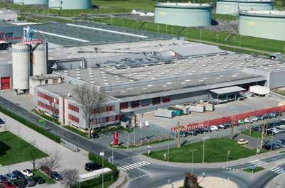 O FIRMIE NASZE PRODUKTY 100% MADE IN AUSTRIA W naszych trzech fabrykach w Austrii (Traun, Sarleinsbach, Lannach) nasi pracownicy produkują Wasze
