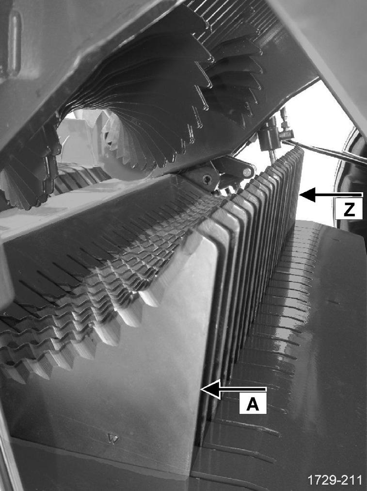 8.5 Prasowanie kruchego materiału Podczas prasowania kruchego materiału zaleca się na krótko przed wiązaniem przemieścić hydraulicznie zespół tnący w położenie spoczynkowe.