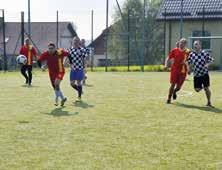 Turniej Piłki Nożnej Oldbojów o Puchar Wójta Gminy Tczew Piękna pogoda, dużo sportowych emocji i mnóstwo dobrej zabawy pod takimi hasłami upłynęła ostatnia wrześniowa niedziela w Lubiszewie (24.09).