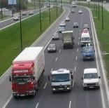 Presje W województwie lubelskim zanieczyszczenie środowiska hałasem pochodzi głównie z komunikacji drogowej, w niewielkim stopniu kolejowej i lotniczej oraz od źródeł przemysłowych.