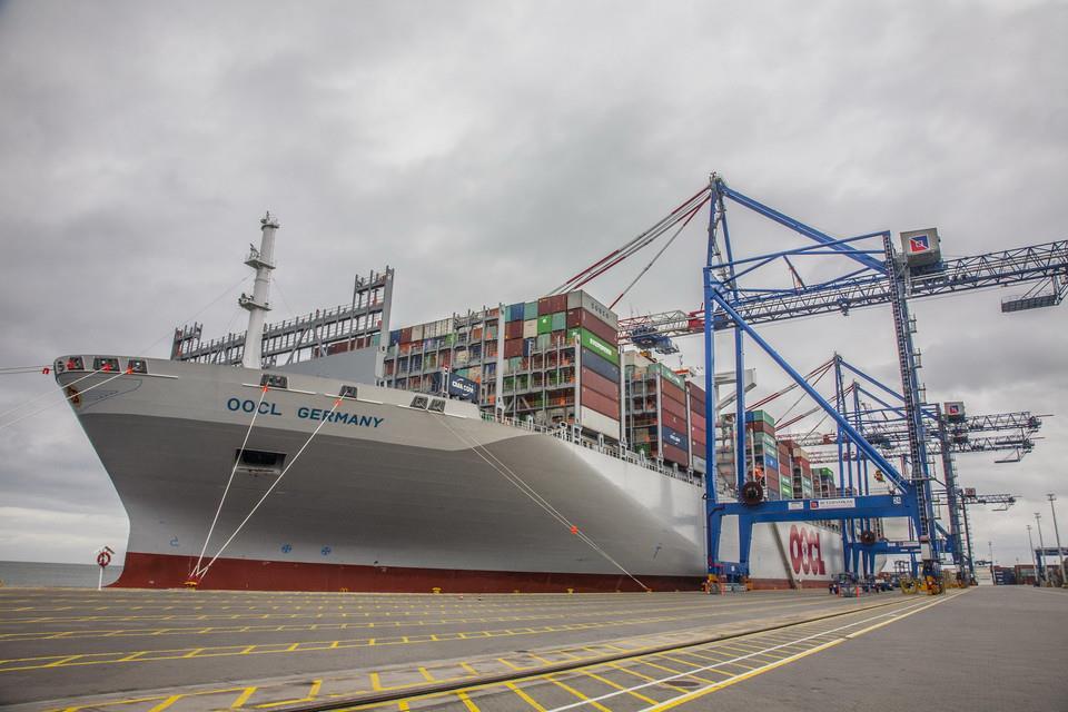 OOCL Germany: to drugi z sześciu statków należących do Orient Overseas Container Line (OOCL), których pojemność przekracza 21 tys. TEU.
