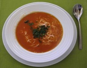 Soup with noodles Zupa pomidorowa