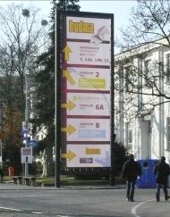 Reklama wielkoformatowa na terenie wystawy Teren zewnętrzny Baner na konstrukcji