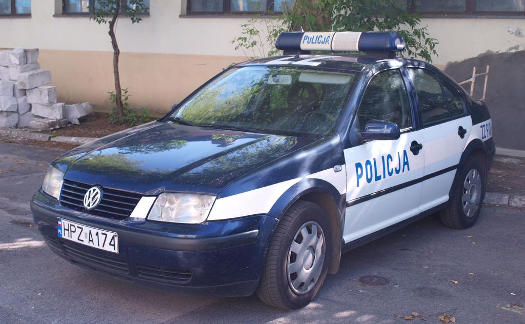 Paradoksalnie, choć we wszystkich garnizonach Policji i typach jednostek brakuje w sumie ponad 3 tys. pojazdów, to jednak występowały przypadki nadwyżek sprzętu w sumie 529 aut i motocykli.