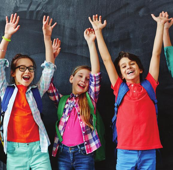 PEDAGOGIKA PRZEDSZKOLNA I WCZESNOSZKOLNA Program specjalności pedagogika przedszkolna i wczesnoszkolna kładzie nacisk na nabycie kompetencji umożliwiających zaangażowanie się w proces wspomagania