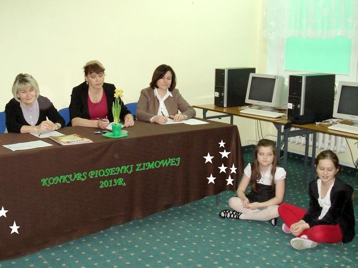Jurorzy zwracali uwagę na zgodność doboru repertuaru z tematyką, interpretację utworu, oryginalność, dykcję, poprawność językową oraz ogólny wyraz artystyczny.