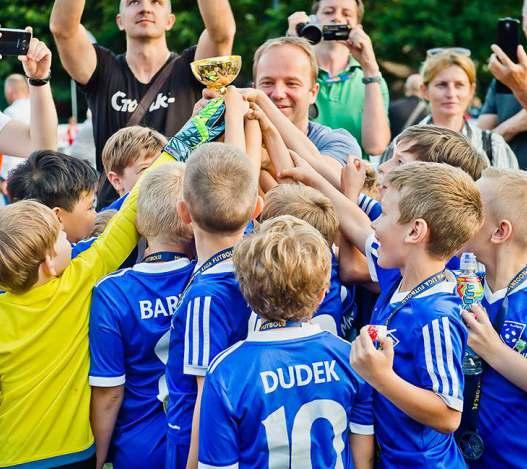 Młodzieżowa Liga Futbolu to rozgrywki piłkarskie dla dzieci z roczników: 2013-2004 organizowane przez Stowarzyszenie Brzask.