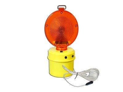 Lampy ostrzegawcze drogowe i akcesoria Lampa ostrzegawcza LED LO 1/1 z akumulatorem 12 V Zasilane są z akumulatora 12V 4,5Ah z wyprowadzonym gniazdem zasilającym, służącym do podłączenia lampy do