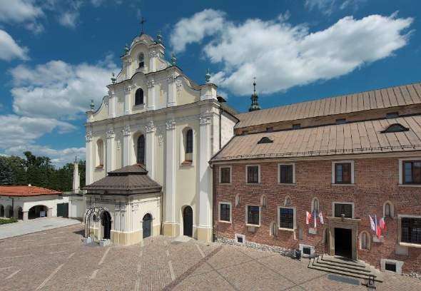 Klarysek), Nowy Sącz (Muzeum skansen, zwiedzanie miasta), Limanowa (Bazylika Matki Bożej Bolesnej), Pasierbiec (Kościół pod wezwaniem Matki Bożej Wspomożenia Wiernych),