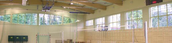 65 m z pomiarem czasu zjazdu, mini brodzik o głębokości 30 cm ze zjeżdżalnią słonik, 6-cio osobową wannę yaccuzi, panel do hydromasażu na stojąco, zbiornik